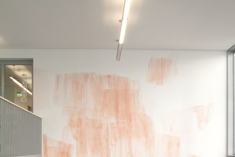 Thomas Bechinger; „Projektionen“; 2011/12; Wandmalerei; Rechts- und Wirtschaftswissenschaftliche Fakultät der Universität Bayreuth