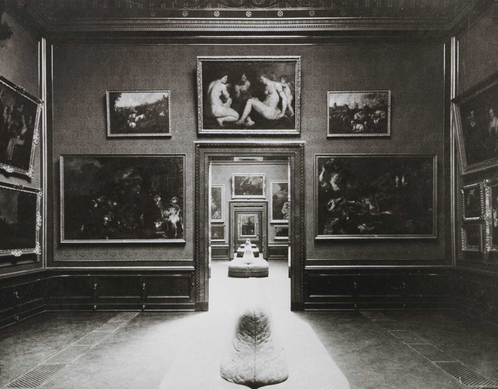 Abb.: Königliche Gemäldegalerie Kassel, um 1900, (Foto: Museumslandschaft Hessen Kassel)