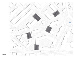 Architektonischer Lageplan, der mehrere Gebäude in einem Viertel zeigt; fünf Gebäude sind zwischen helleren Gebäuden und umliegenden Straßen dunkelgrau hervorgehoben.