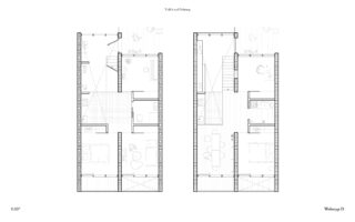 Schwarzweiße architektonische Grundrisse von zwei Stockwerken eines Hauses, die jeweils mehrere Räume, Türen und Möbelanordnungen zeigen.