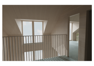 Innenansicht eines Treppenabsatzes im Obergeschoss mit einem Holzgeländer, einem großen Fenster und einem angrenzenden Raum mit einer sichtbaren Topfpflanze.