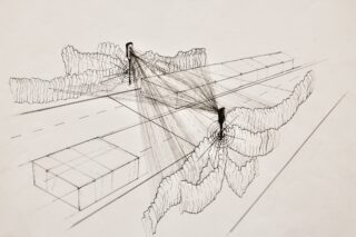 Eine Schwarzweißskizze zeigt zwei Mobilfunkmasten, die Signalleitungen entlang einer Straße mit Bäumen und rechteckigen Gebäuden auf beiden Seiten aussenden.