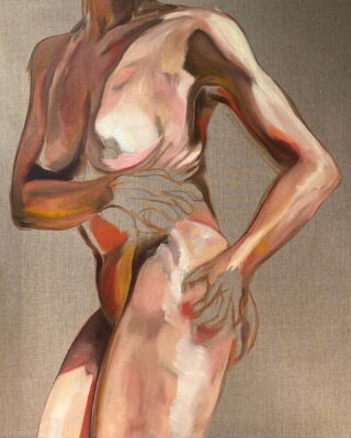 Ein Gemälde eines nackten menschlichen Oberkörpers und Oberschenkels mit einer Hand auf der Taille und der anderen über dem Bauch, wiedergegeben in warmen, natürlichen Tönen.