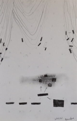 Eine Bleistiftzeichnung mit drapierten Linien oben, verstreuten schwarzen Rechtecken, X-Markierungen auf der Seite und einer Gruppe von Formen mit darauf zeigenden Pfeilen; datiert und mit „Barcelona“ beschriftet.