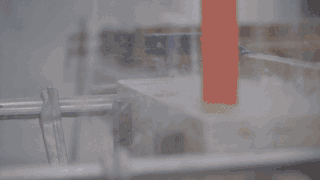 Animation, Fertigung eines Hockers aus Stein.