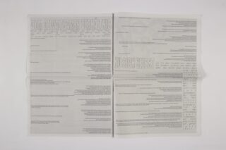 Eine Zeitungsseite mit dichtem schwarzem Text in deutscher Sprache, einschließlich der fett gedruckten Abschnittstitel „VOM GEMEINSAMEN VERHÄLTNIS“ auf der linken Seite und „ZU SICH SELBST“ auf der rechten Seite.