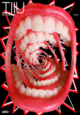 Ein surreales Bild mehrerer offener Münder, die in einem Spiralmuster vor einem schwarzen Hintergrund mit roten und weißen Sternenformen angeordnet sind.