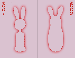 Zwei rosafarbene Tafeln zeigen jeweils eine rot umrandete Hasenform: die linke ist eckiger mit rundem Kopf und dünnem Körper, die rechte ist rundlich mit breitem Körper; beschriftet mit Nº 001 und Nº 002.