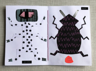 Auf weißen Seiten sind zwei abstrakte, cartoonartige Wesen abgebildet. Die linke Figur ist weiß mit schwarzen Punkten und trägt die Aufschrift „Jürgen“. Die rechte ist schwarz mit Zickzacklinien und trägt die Aufschrift „Rudi“. Darunter befindet sich eine rote Form.