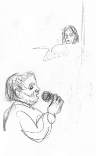 Bleistiftskizze einer Person, die im Vordergrund in ein Mikrofon singt, während im Hintergrund eine andere Person zusieht.