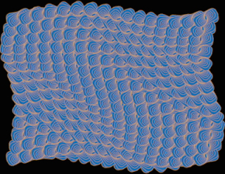 Ein Muster aus überlappenden blauen Halbkreisen mit braunen Umrissen, die in einer wellenförmigen, gitterartigen Formation auf schwarzem Hintergrund angeordnet sind.