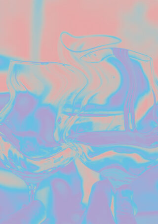 Zwei Hände, die mit Weingläsern anstoßen, dargestellt mit einem farbenfrohen, verzerrten Pastellfiltereffekt.