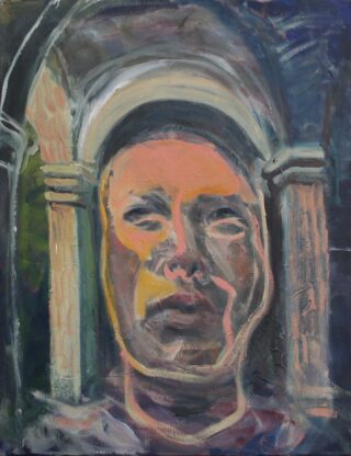 Ein abstraktes Gemälde eines menschlichen Gesichts mit kräftigen Pinselstrichen, eingerahmt von geschwungenen architektonischen Bögen im Hintergrund.