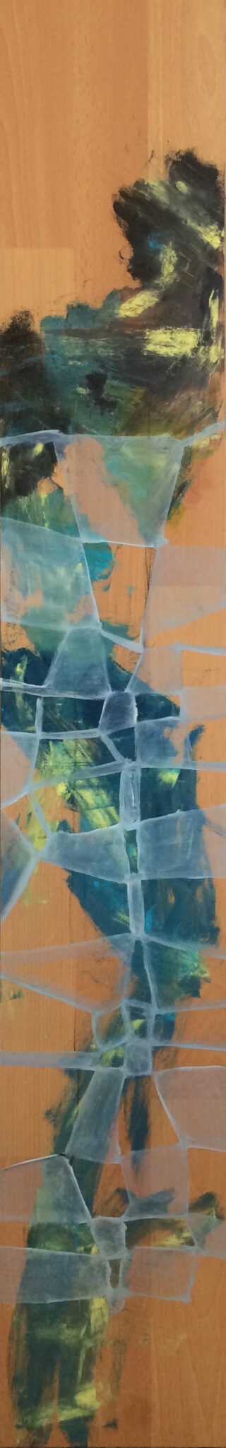 Abstraktes Gemälde auf Holz mit geschichteten blauen, grünen, schwarzen und gelben Pinselstrichen, die von durchscheinenden, eckigen weißen Linien durchzogen sind.