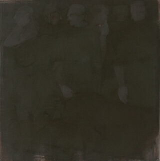 Ein dunkles, schattiges Gemälde mit schwachen Umrissen mehrerer menschlicher Figuren, von denen einige Hüte zu tragen scheinen und mit einem gedämpften Hintergrund verschmelzen.