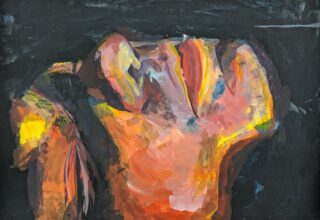 Abstraktes Gemälde einer erhobenen Faust in warmen Farben wie Orange, Gelb und Pink vor dunklem Hintergrund.