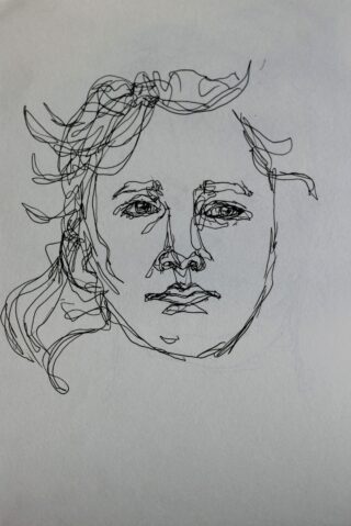 Strichzeichnung des Gesichts einer Person mit welligem Haar, erstellt mit durchgehenden schwarzen Linien auf hellem Hintergrund.