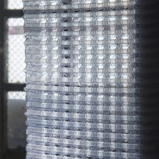 Stoff in blau und grau.