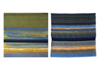 Nebeneinanderstellung eines Landschaftsgemäldes mit horizontalen Streifen in Grün, Blau und Gelb und eines gewebten Textils mit ähnlichen Farben und horizontalen Mustern.