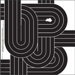 Ein abstraktes schwarz-weißes Design mit dicken, geschwungenen Linien, die ein labyrinthartiges Muster bilden, das in der Mitte rechts von einer kleinen weißen Wolke durchschnitten wird.