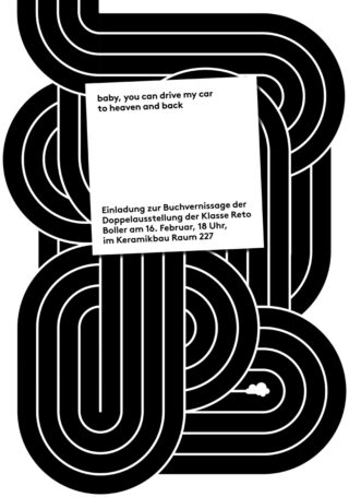 Schwarz-weißes abstraktes geometrisches Muster mit einem weißen Quadrat mit deutschen Veranstaltungsdetails und dem englischen Satz „Baby, you can drive my car to heaven and back.“.
