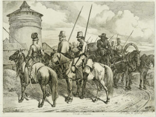 Eine Gruppe berittener Soldaten, bewaffnet mit Speeren, versammelt sich in der Nähe eines runden Steinturms an einer unbefestigten Straße, im Hintergrund ist ein Pferdewagen zu sehen.