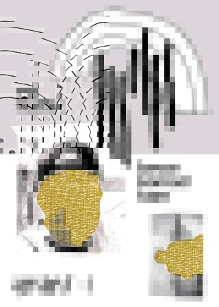 Collagenbild mit abstrakten schwarzen und grauen Formen, unkenntlichen Gesichtern, Strichlisten und dem deutschen Text „mit Mathis“ und „bevor Konrad kam“.