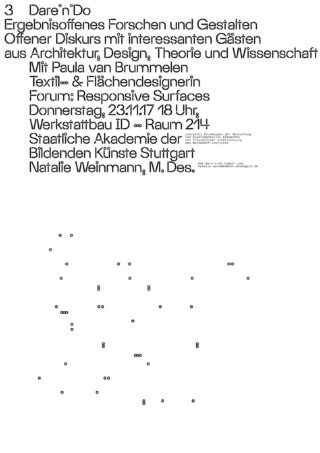 Schwarzer Text in deutscher Sprache und einige schwarze Punkte auf weißem Hintergrund kündigen eine Designforum-Veranstaltung mit Gastrednerin Paula van Brummelen an.