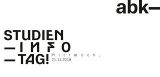 In schwarzer Schrift auf weißem Grund steht „abk“, „STUDIEN INFO TAG! Mittwoch, 21.11.2018“ in einer fetten, modernen Schriftart und wirbt für einen Infotag.