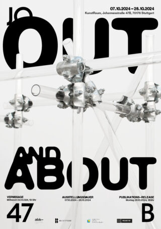 Plakat zur Ausstellung „Unterwegs“ mit metallischen Gelenkkonstruktionen und transparenten Stäben, oben mit Ausstellungsdaten und Ortsangabe.