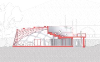 Architektonische Schnittzeichnung, die ein Gebäude mit Sitzbereichen, mehreren Ebenen, einer Treppe, Einrichtungsgegenständen und menschlichen Figuren zeigt, im Hintergrund sind ein Baum und ein großes Bauwerk zu sehen.