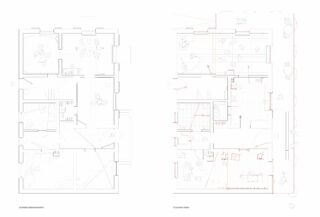 Zwei architektonische Grundrisse nebeneinander, die die detaillierte Raumaufteilung, die Anordnung der Möbel und die Lage der Treppen auf zwei Ebenen eines Gebäudes zeigen.